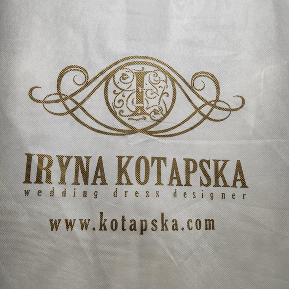 Brand new wedding dress made in Ukraine (NWT) - Picture 6 of 8